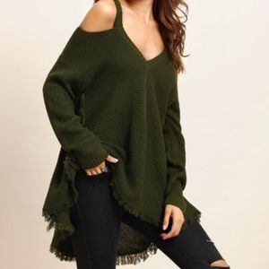 Could shoulder sweater